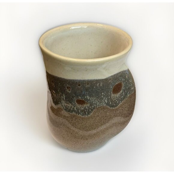 Stoneware Hand Warming Mug 14 oz Desert Sand Clay In Motion Neher 2022 Left Hand - Picture 2 of 16